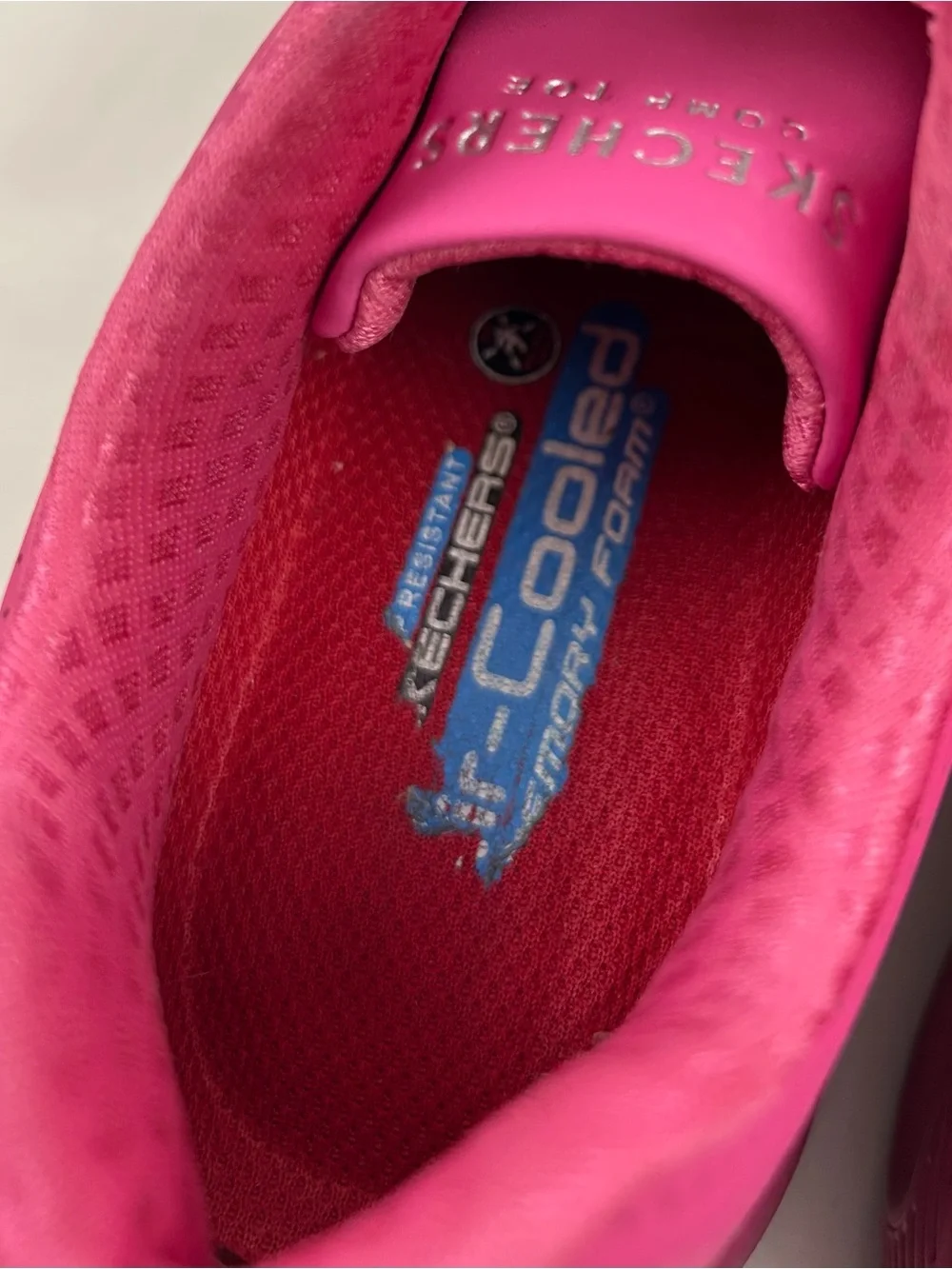 NEW Skechers Hard Composite Toe Slip Resistant Work Safety Shoes Women’s 7 Pink